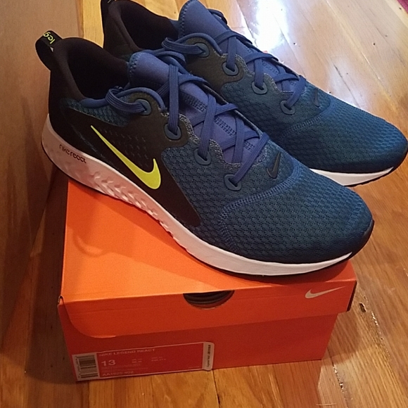 nike men's legend react running sneakers